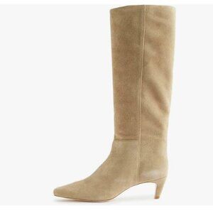 Elegant Tan Heeled Boots